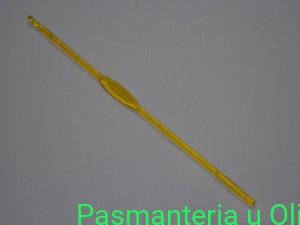 Szydełko plastikowe do wełny 3mm 15cm  Opus